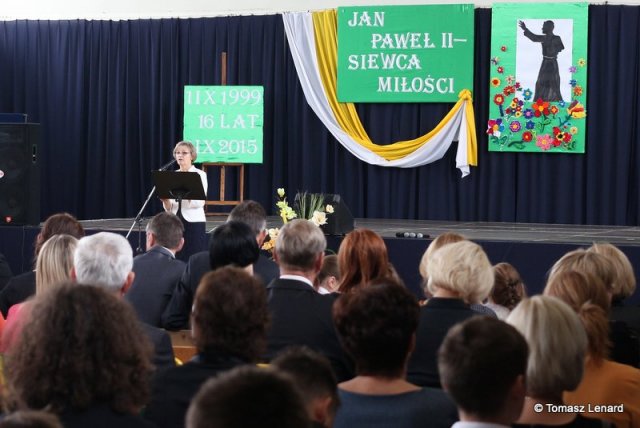 2015-10-16-111250-canon eos 700d